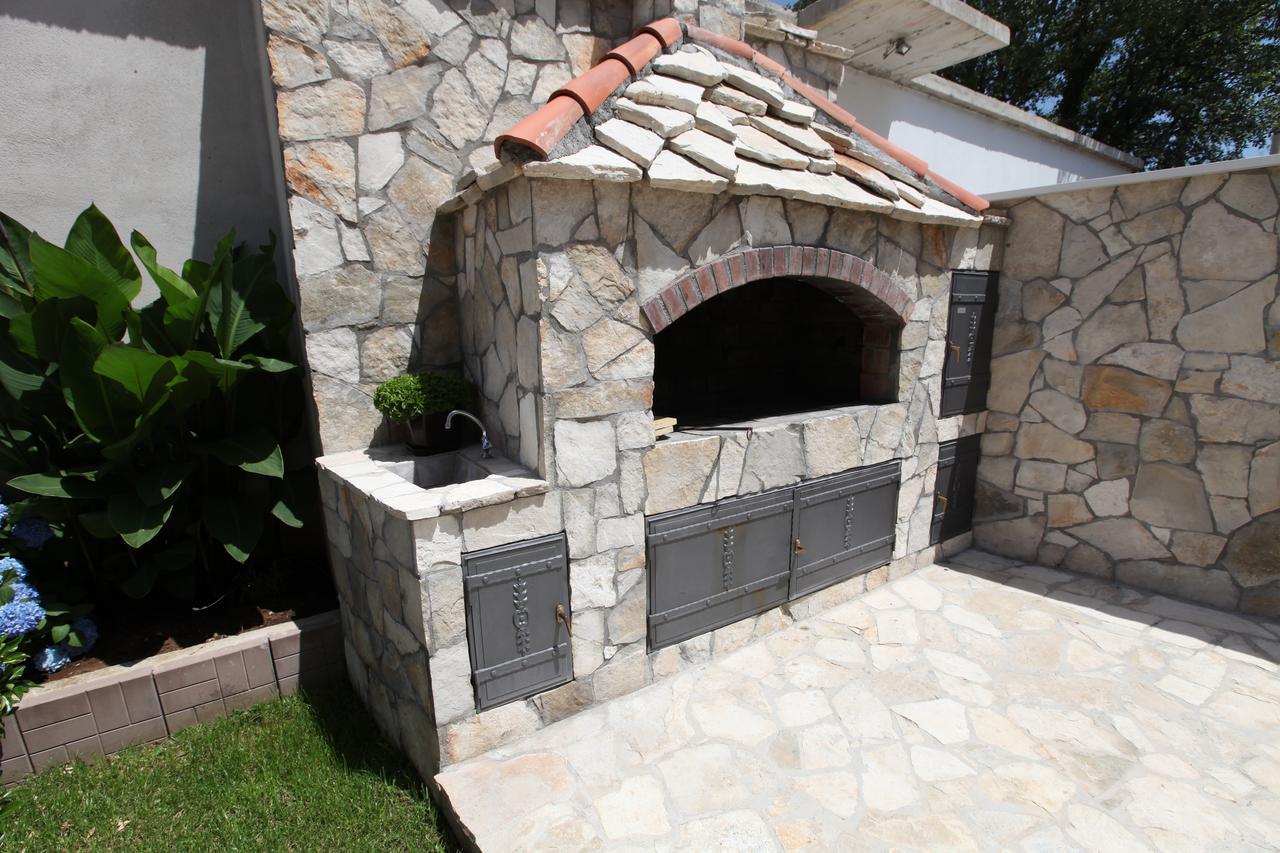Ninkovic Hotell Trebinje Exteriör bild