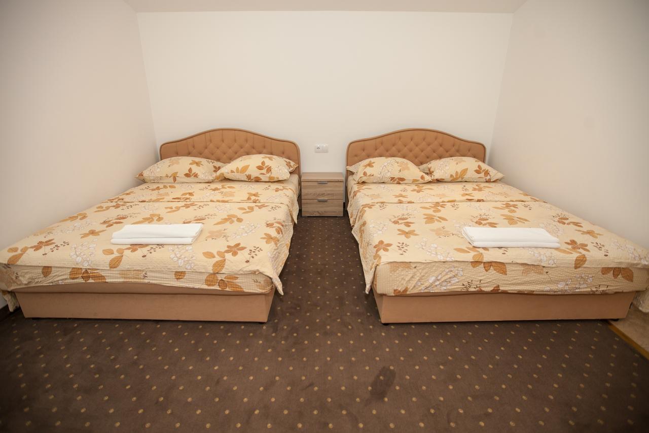 Ninkovic Hotell Trebinje Exteriör bild