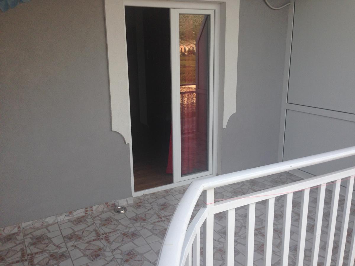 Ninkovic Hotell Trebinje Exteriör bild